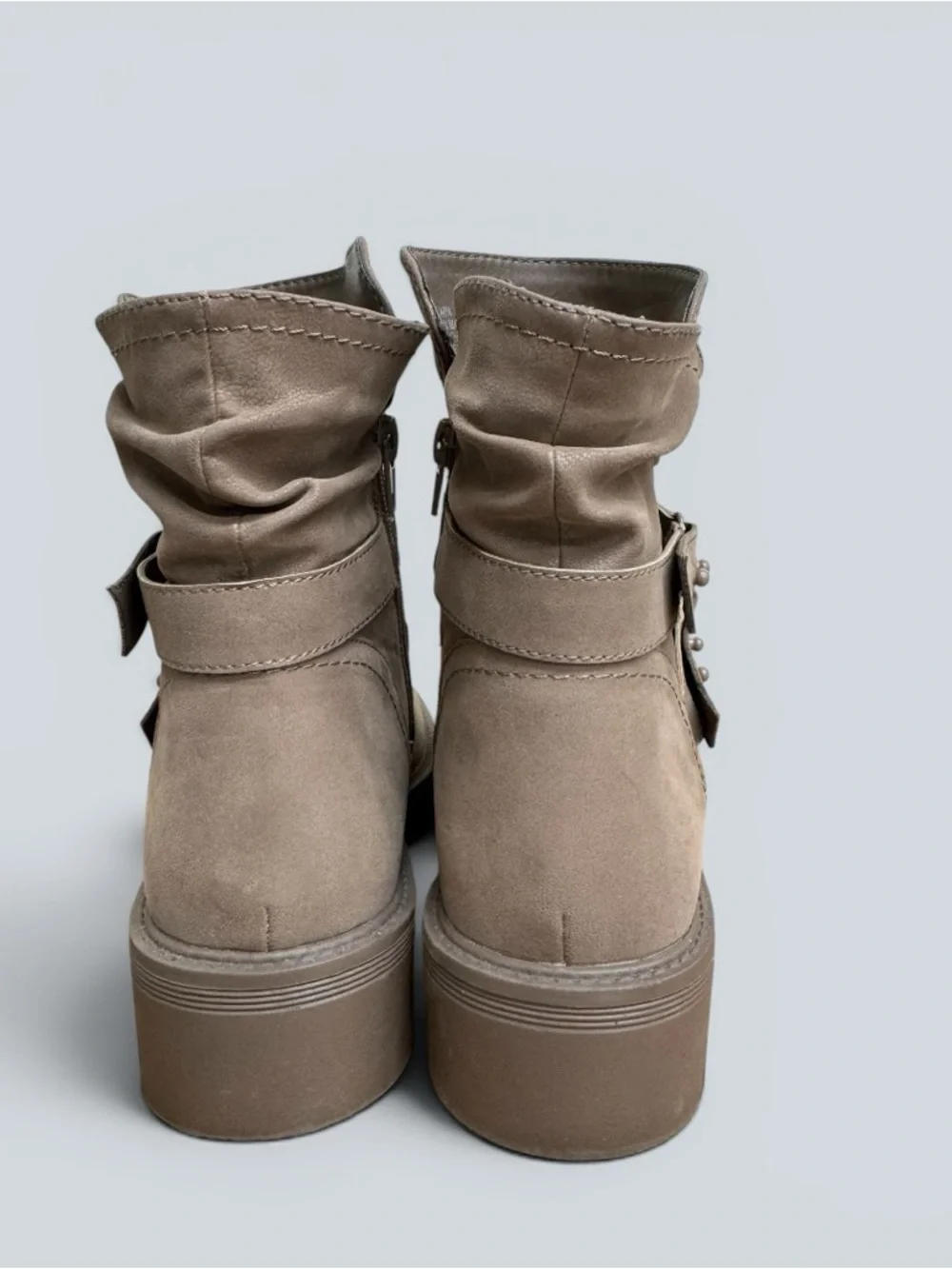 Maurice’s Arya Studded Moto Boot Suede Taupe Buckle Detail Size 8